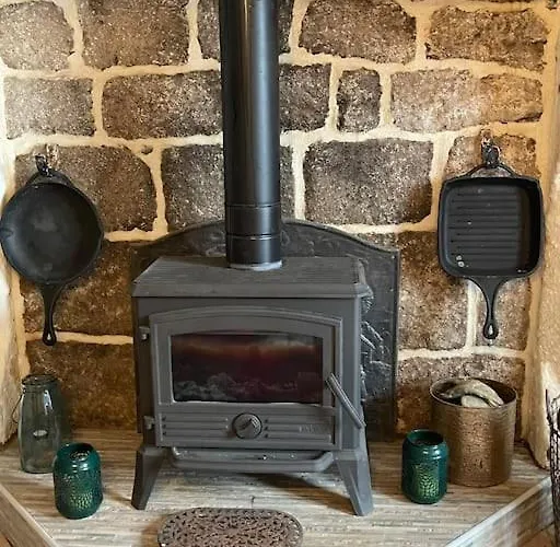 La Petit Fleur - The Little Flower, Cosy Holiday home *