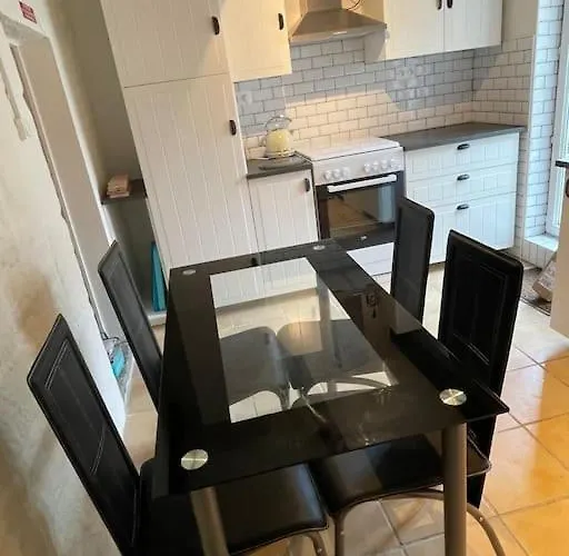 Holiday home La Petit Fleur - The Little Flower, Cosy *