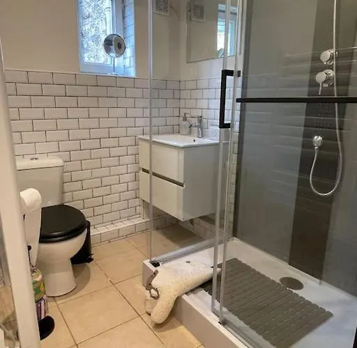 La Petit Fleur - The Little Flower, Cosy