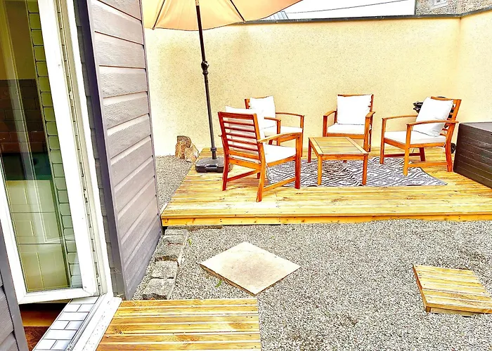 La Petit Fleur - The Little Flower, Cosy